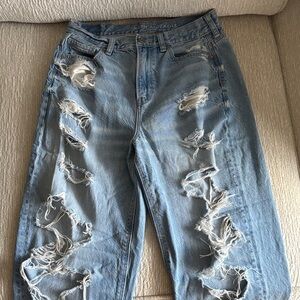 American Eagle Outfitters Light Blue Ripped Jeans